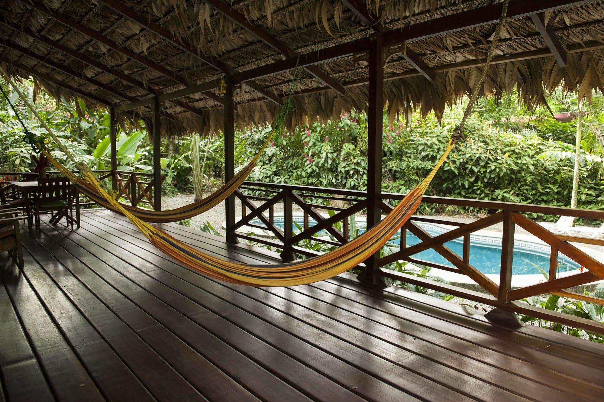 La Kukula Lodge Puerto Viejo de Talamanca ภายนอก รูปภาพ