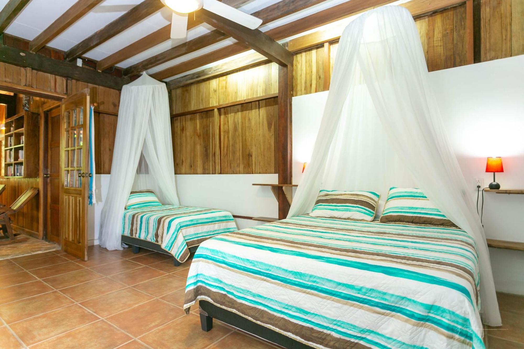 La Kukula Lodge Puerto Viejo de Talamanca ภายนอก รูปภาพ