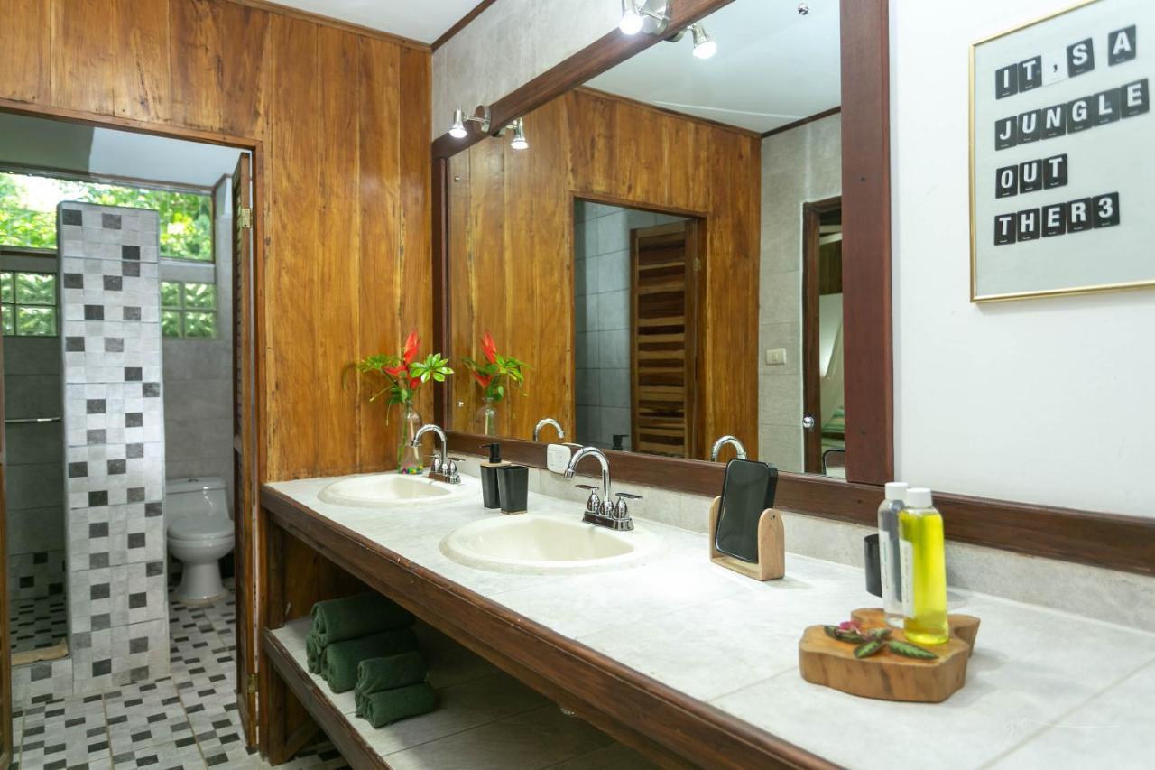 La Kukula Lodge Puerto Viejo de Talamanca ภายนอก รูปภาพ