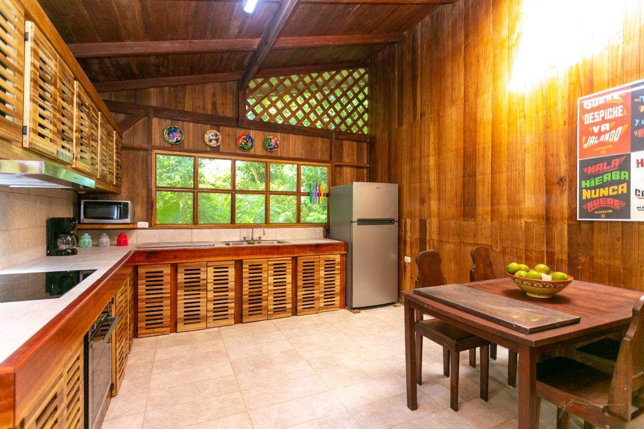 La Kukula Lodge Puerto Viejo de Talamanca ภายนอก รูปภาพ